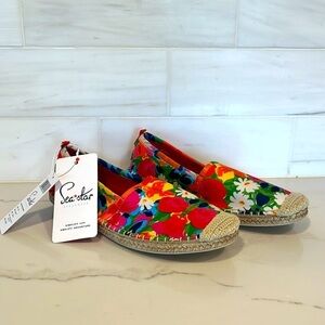 Sea Star Beachwear Floral Beachcomber Espadrille Water Shoe NEW